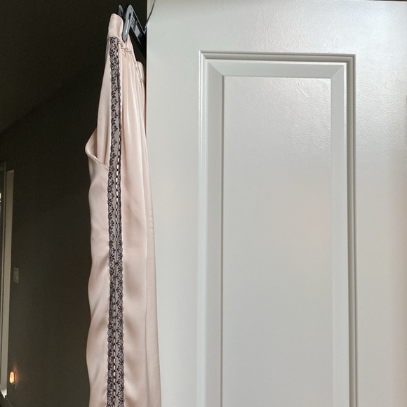 Strut & Bolt size M cuffed pants, lined w pockets - Picture 4 of 5